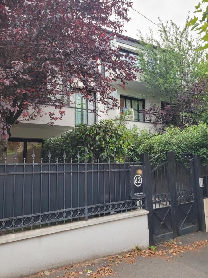 Appartement Standing 2 Pieces Avec Jardin Entre Paris & Dysney Bry-sur-Marne Exterior foto